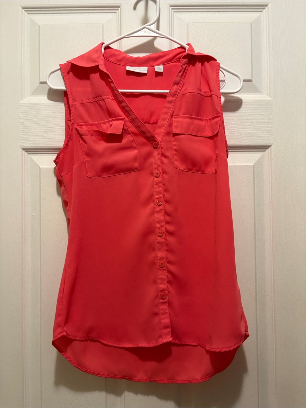 New York & Company Coral Sleeveless Button-Down Blouse